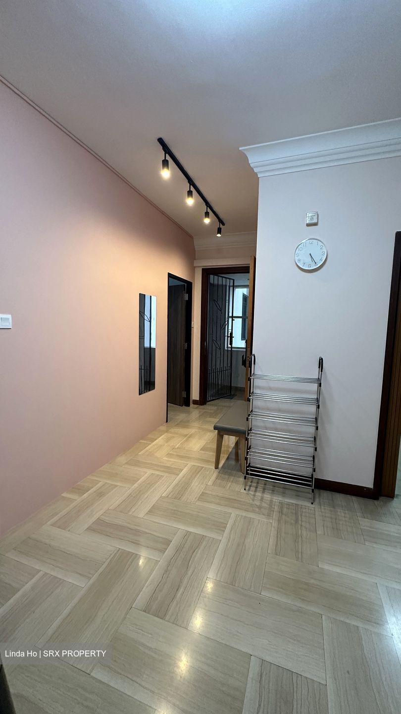 East Meadows (D16), Condominium #540185031